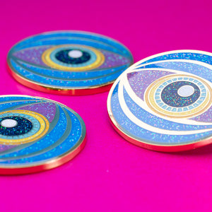 Golden Gaze: Vibrant Glitter Eye Enamel Pin