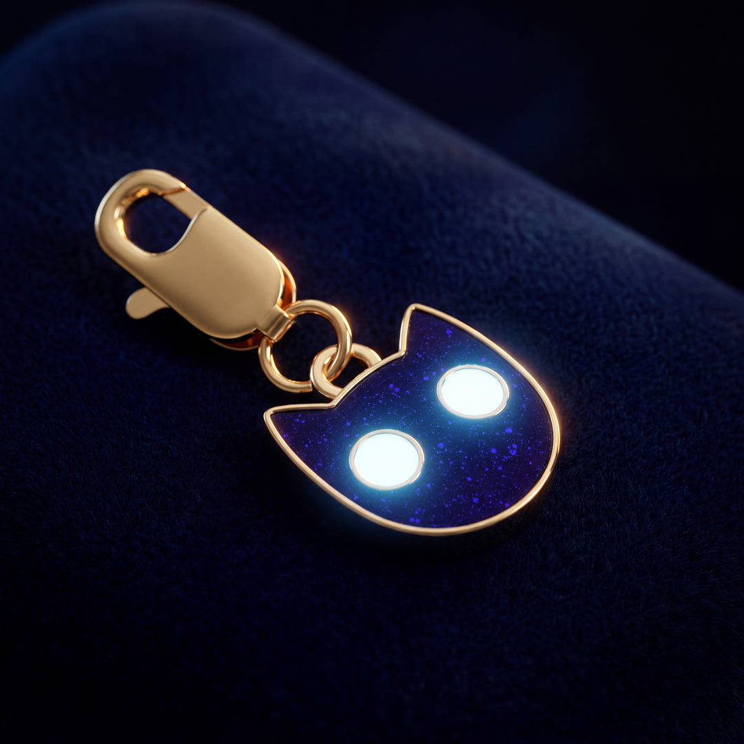 Nocturne Glow Cat Charm