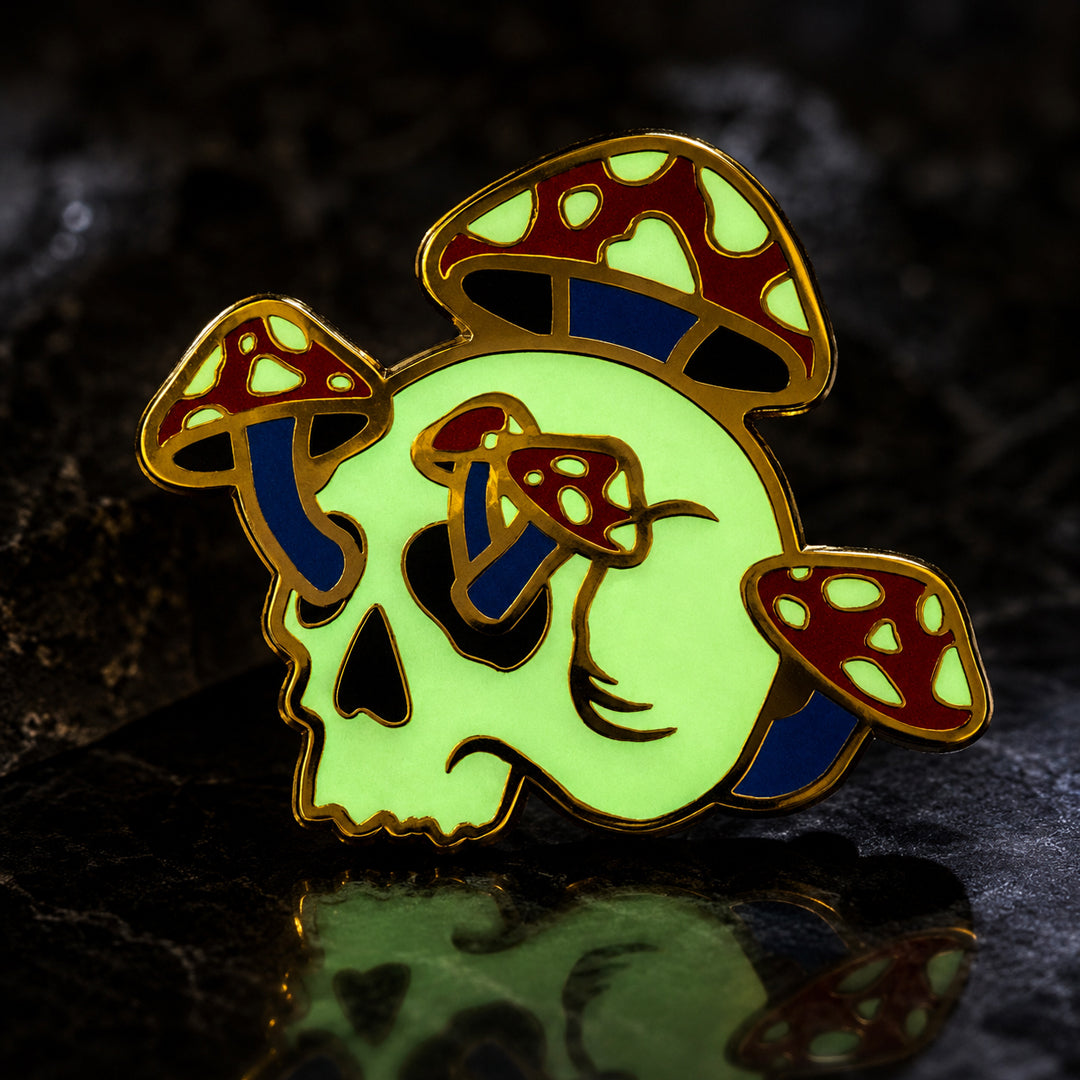 Psychedelic Golden Glow Shroom Skull Enamel Pin
